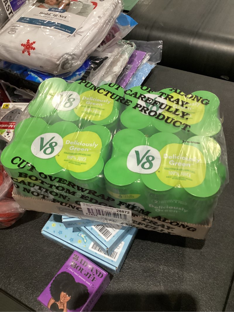 Condition photo showing New/Like New for V8 Deliciously Green 100% Fruit and Vegetable Juice, 8 fl oz Can (24 Pack) Deliciously Green 48 Fl Oz (Pack of 4)
