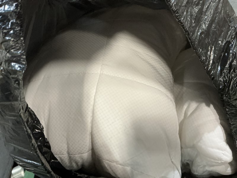 Condition photo showing As Is for Nuzzle Cooling Adjustable Pillows for Side Sleepers, Luxury King Size Set of 2 Bed Pillows Hotel Collection - Best Adjust Height Soft Firm Pillows for Back, Stomach and Side Sleepers