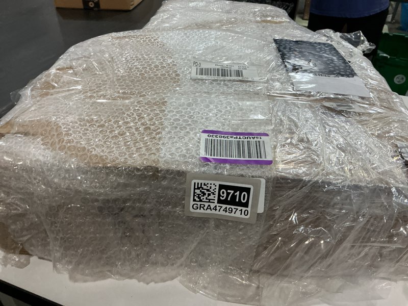 Condition photo showing New/Like New for box usa bml12122k 12"l x 12"w x 2"h, kraft (pack of 50) 200#/ect-32-b corrugated (076) 12" x 12" x 2"