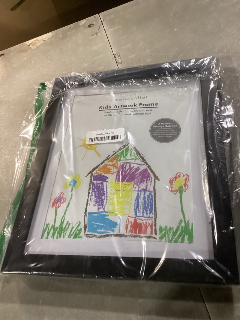 Condition photo showing Good Condition for americanflat kids artwork frame changeable (black) - magnetic door holds 100 art pieces - 8.5x11 letter size display with mat or 10x12.5 without mat - my mini masterpiece 1 pack black