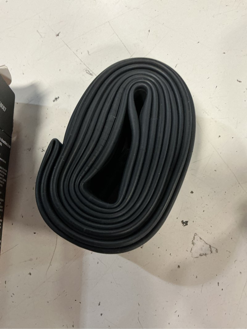 Condition photo showing Good Condition for blackburn 26" bike tube - black