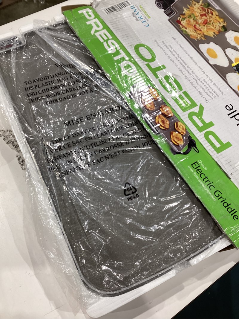 Condition photo showing Good Condition for presto 07062-22-inch ceramic removable handles electric griddle, grey ceramic