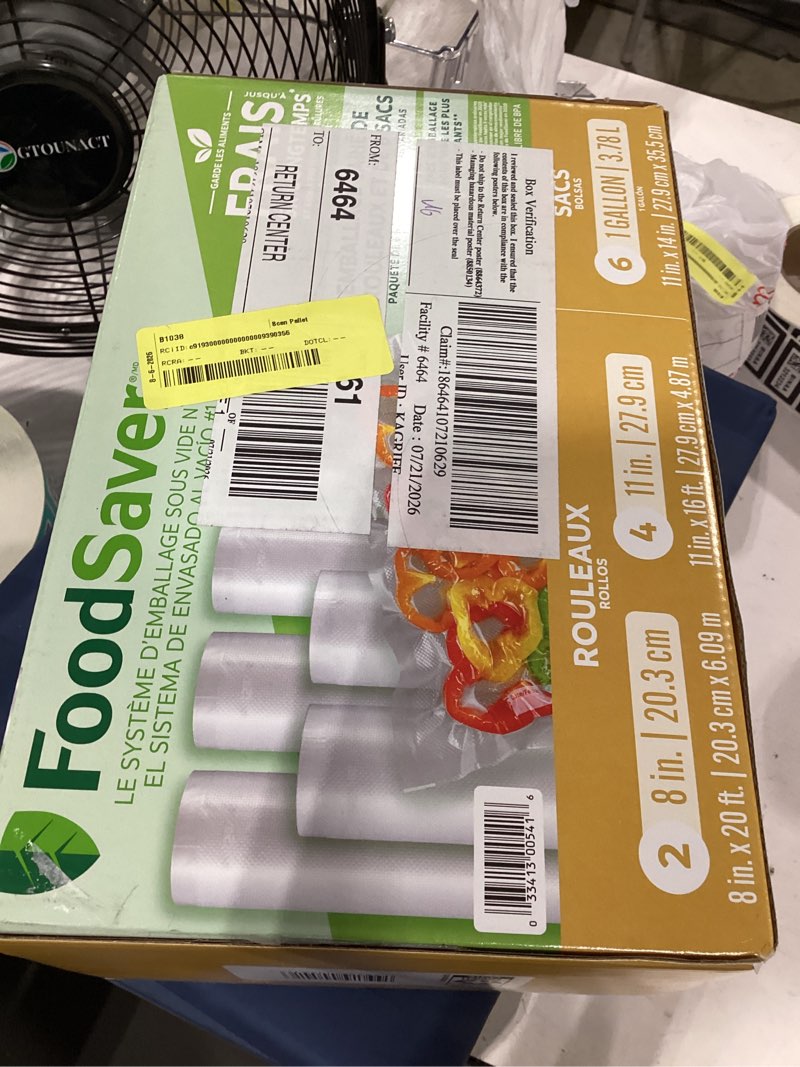 Condition photo showing New/Like New for foodsaver vacuum seal variety pack, rolls and bags