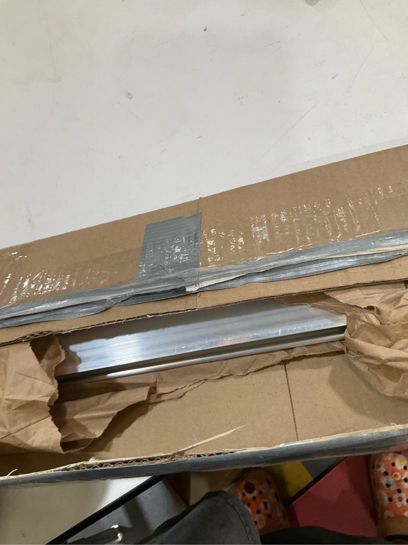 Condition photo showing Good Condition for bon featheredge - aluminum 4' with 4 1/4" wide blade for smooth surface finishing – lightweight aluminum alloy tool with fingertip control for plaster, concrete, and leveling work