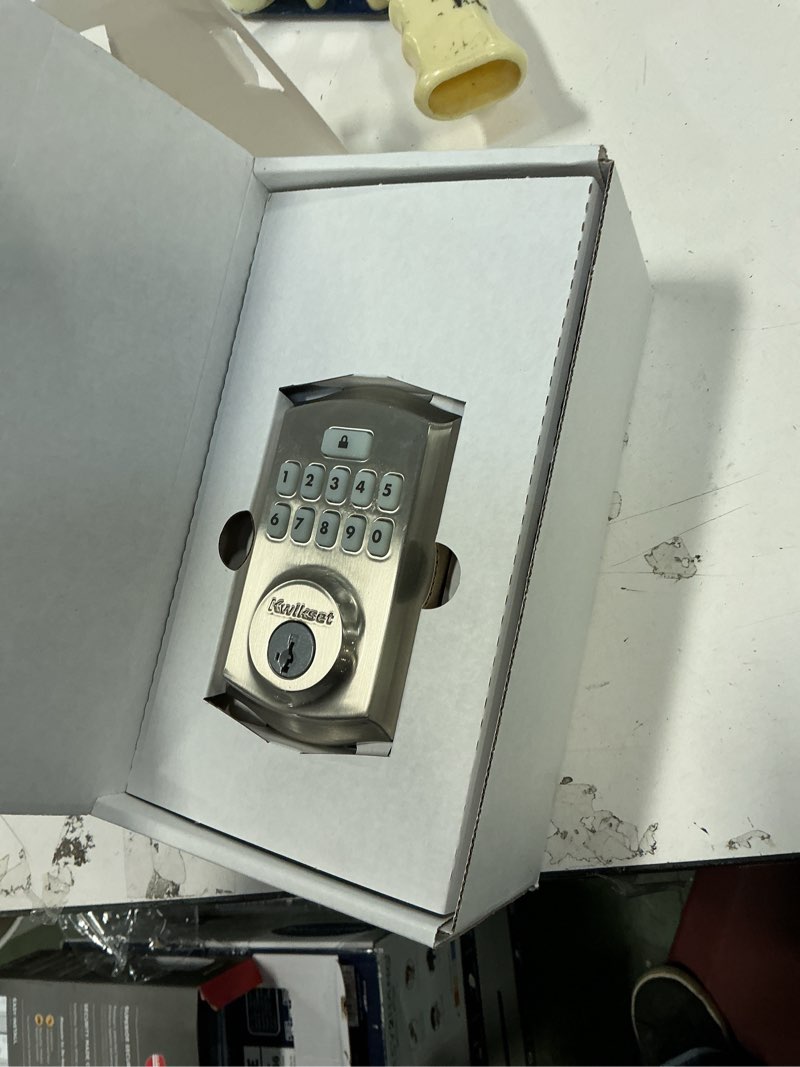 Condition photo showing Good Condition for Kwikset 9260TRL-15S Traditional SmartCode Keypad Electronic Deadbolt SmartKey Satin Nickel Finish