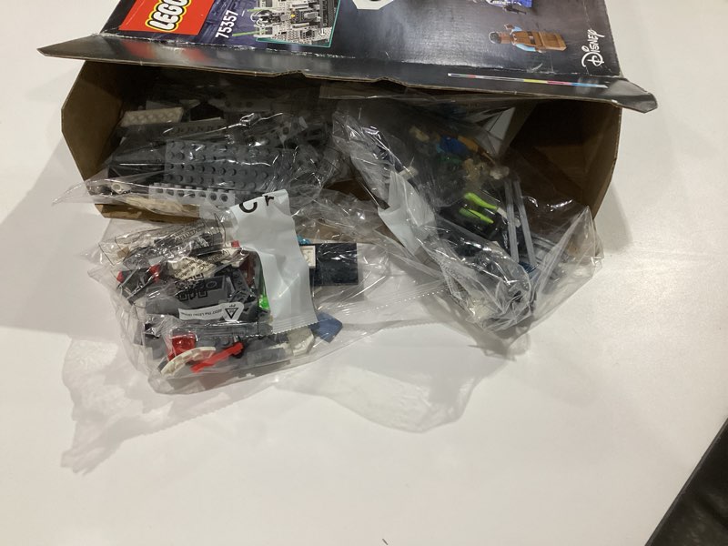 Condition photo showing New/Like New for LEGO Star Wars Ahsoka Ghost and Phantom II Spaceship Toy - Star Wars Building Toys Set for Kids, Boys & Girls, Ages 10+ - Gifts for Birthdays - 5 Minifigures - 75357