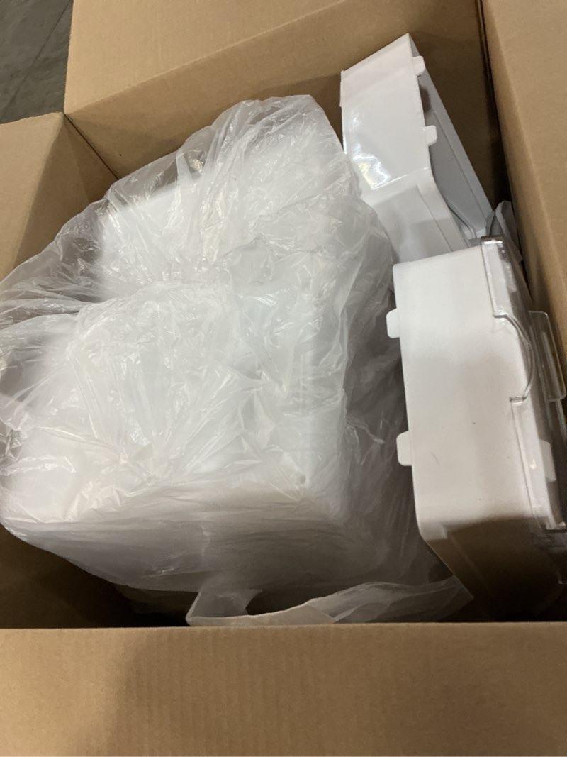 Condition photo showing As Is for incomplete))VEVOR Ingredient Bin, 5.2 Gallons Capacity Ingredient Storage Bin, 3 Pcs/Set, PP Material Flour Bins On Wheels, White Shelf Ingredient Bin with Scoop and Sliding Lid, Commercial Storage Bins 5.2 Gallon*3