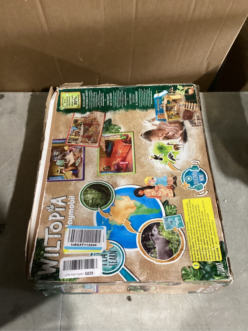 Condition photo showing Good Condition for playmobil wiltopia animal care station wiltopia research base