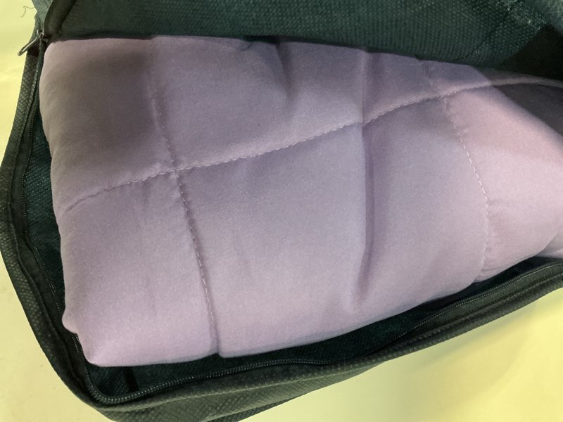 Condition photo showing Good Condition for L'AGRATY Weighted Blanket - 36"x48" 3lbs Weighted Blanket Microfiber Material with Glass Beads Small Blanket for All-Season Summer Fall Winter Soft Thick Blanket Purple 36" x 48" | 3lbs