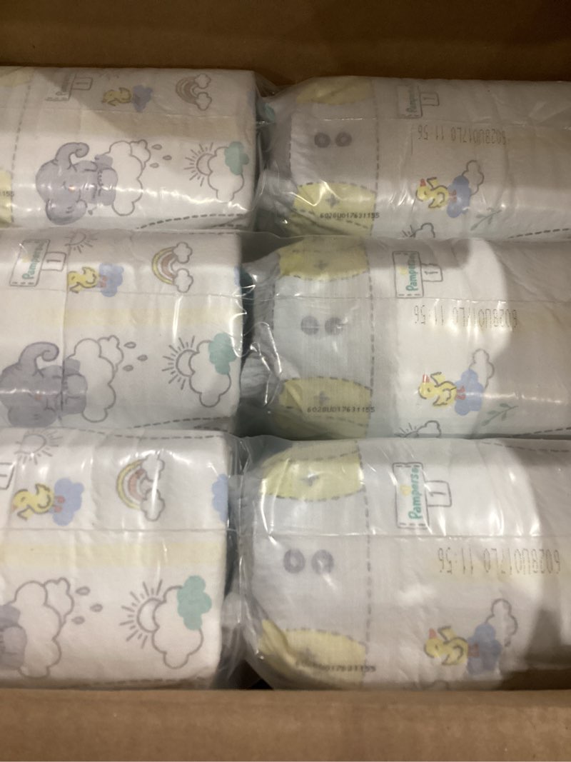 Condition photo showing Good Condition for Pampers Swaddlers Diapers, Size 1 (8-14 lbs), 198 Count, Absorbent, Keeps Baby Dry and Comfortable, Skin Safe Disposable Baby Diaper (Packaging May Vary) Size 1 198
