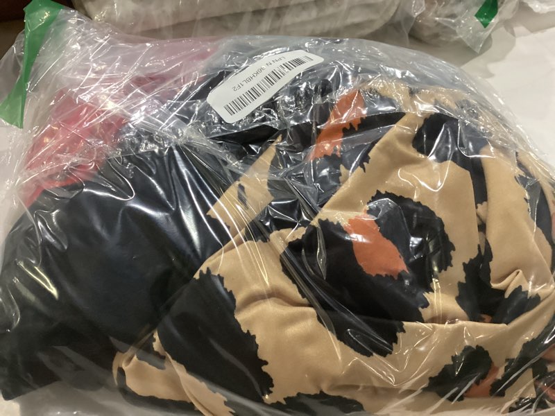 Condition photo showing Good Condition for Tingjoo 3 Pcs Leopard Theme Party Arch Backdrop Stand Cover Spandex Fitted Arch Cover, 4ft 5ft 6ft Photo Background Props Christmas New Year Birthday Decor(Black Red) Black Red Leopard