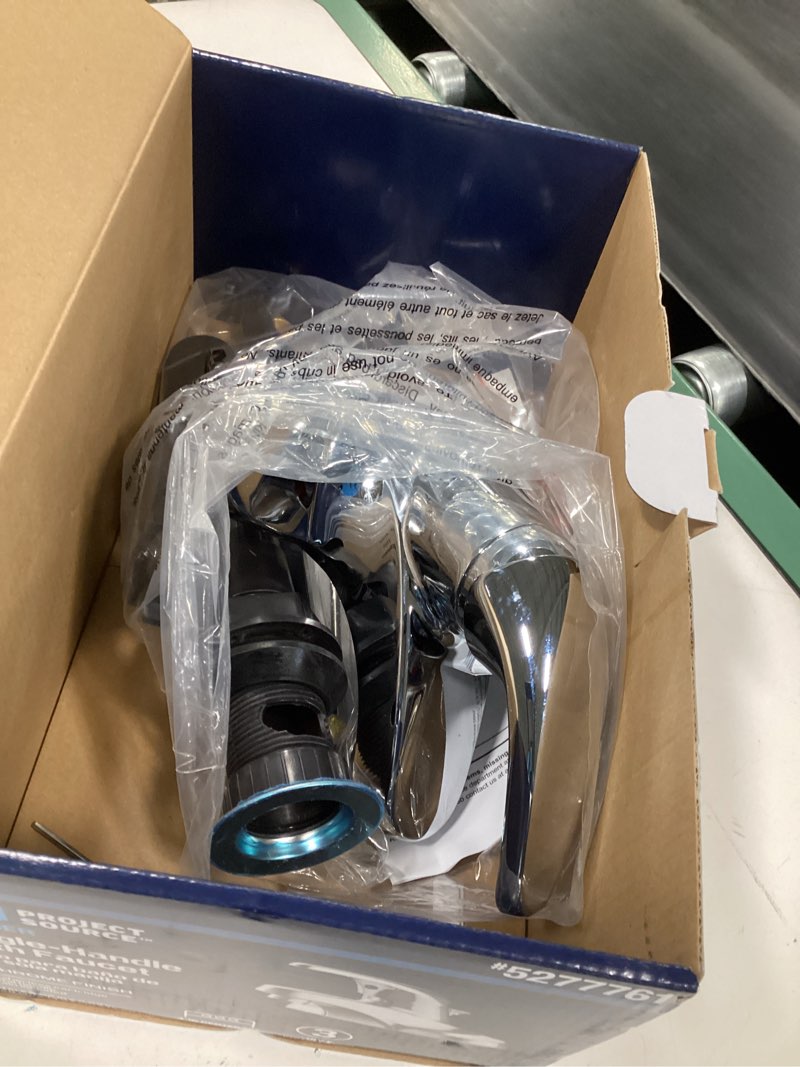 Condition photo showing Good Condition for Pfister Series 4 in. Centerset Bathroom Sink Faucet,Polished Chrome LG142-8000