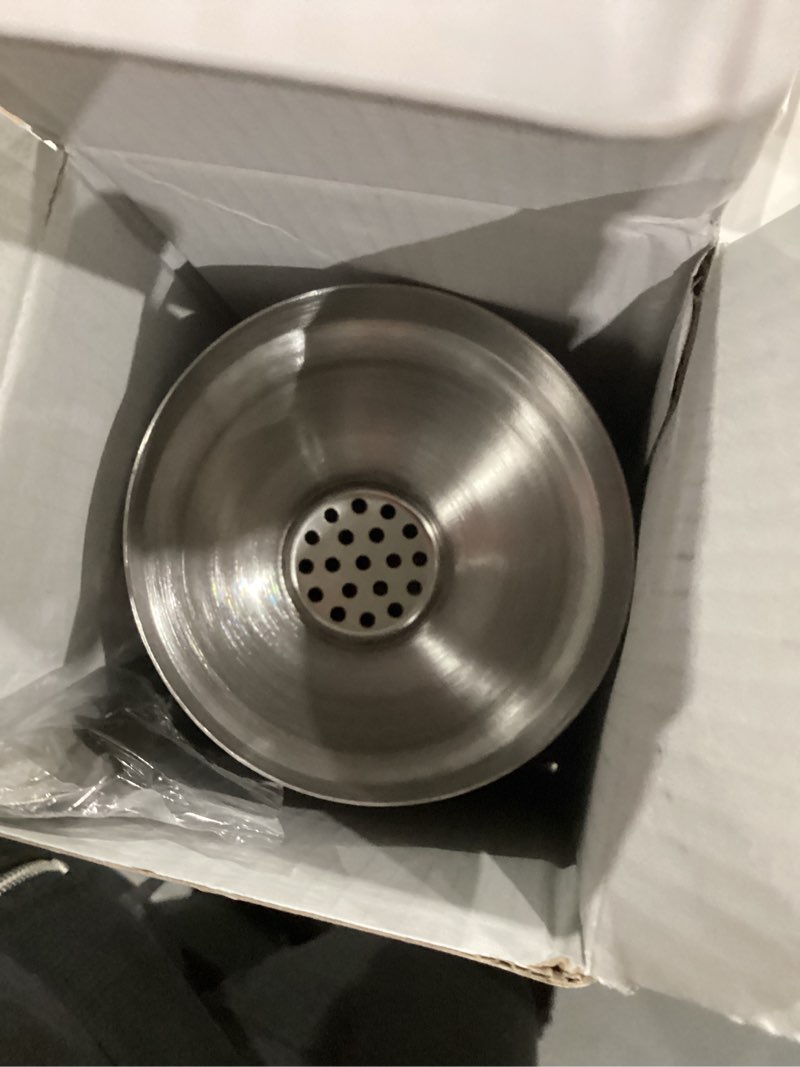 Condition photo showing As Is for Cocktail Shaker, KITESSENSU 24oz Drink Shaker with Bartender Strainer, Measuring Jigger, Bar Mixing Spoon, Cocktail Recipe Guide, Professional Drink Mixer Set for Beginners, Silver Silver - Cobbler 3