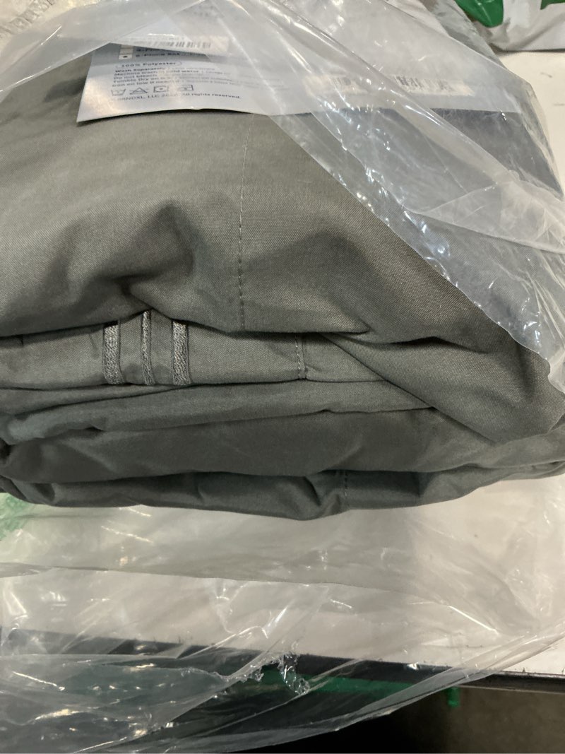 Condition photo showing New/Like New for dreamcare - bed sheets set - king size sheet with side pocket - 6pcs set, 21 inches, gray