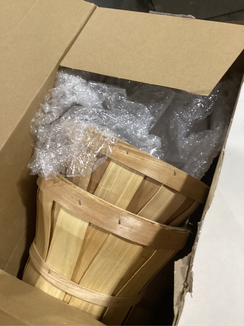 Condition photo showing Good Condition for 6 Pack Round Wooden Fruit Baskets Small Bushel Apple Buckets with Handle Display Buckets for Gifts Empty Thanksgiving Fall Christmas Winter Basket for Fruits Vegetables, Home Party Supplies