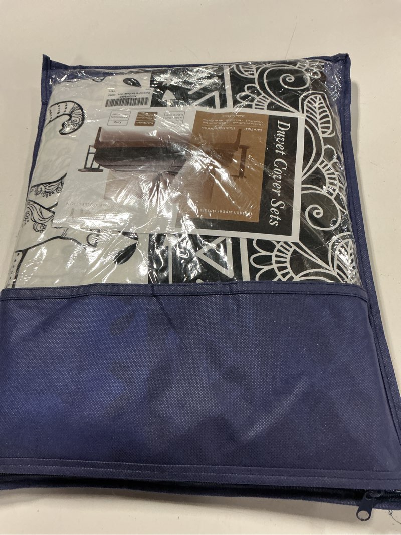 Condition photo showing New/Like New for ymy lightweight microfiber duvet cover set, bohemian exotic elephant bedding set (elephant, queen)