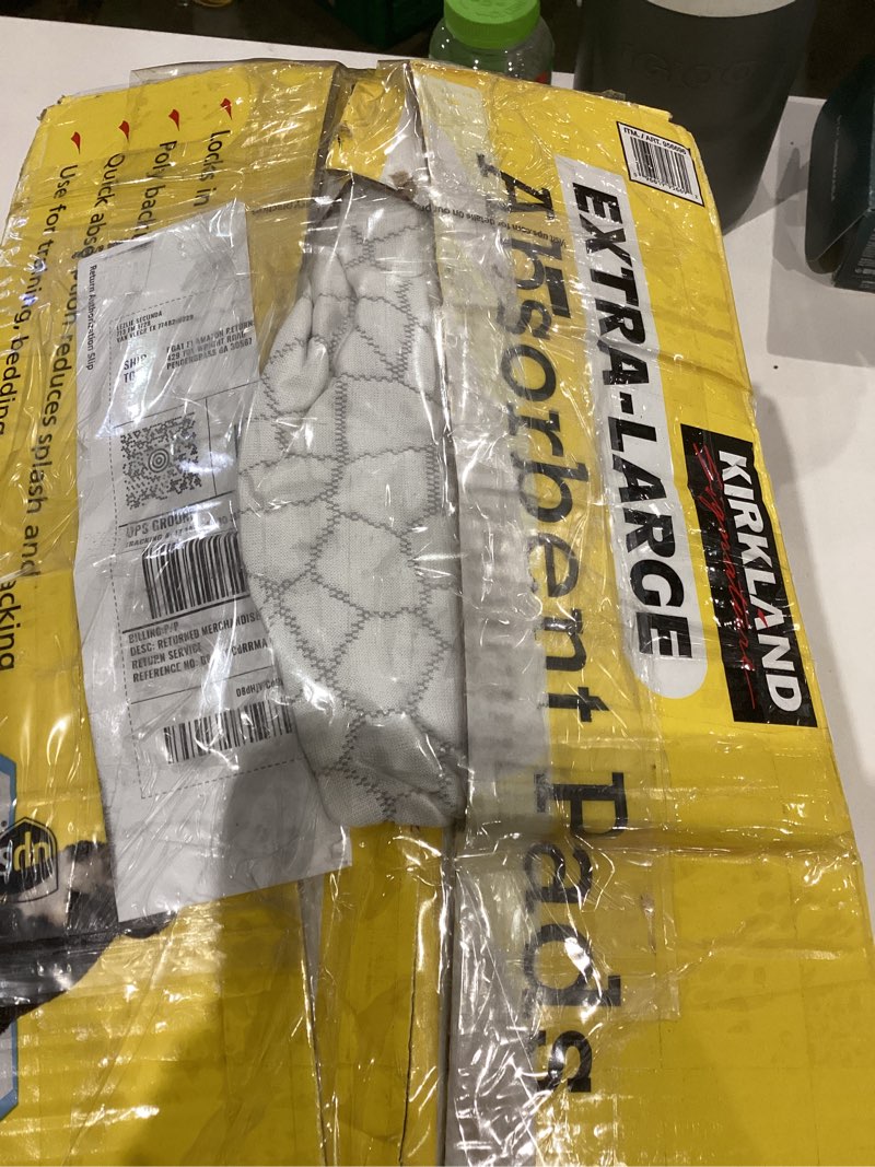 Condition photo showing As Is for Kirkland Signature Extra-Large Absorbent Pads, 100 Large Pads, 30x23 (Original Version)