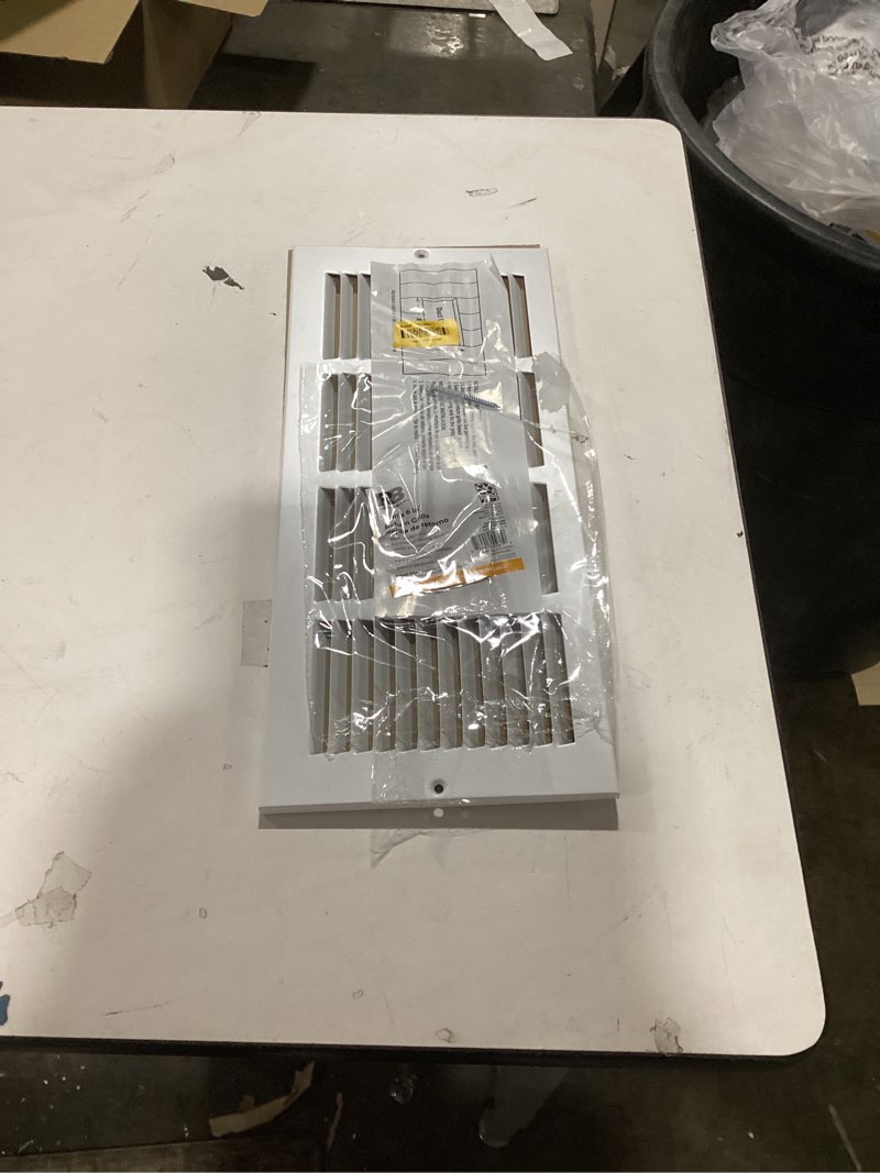 Condition photo showing Good Condition for RELIABILT 16-in x 6-in Steel White Sidewall/Ceiling Grille