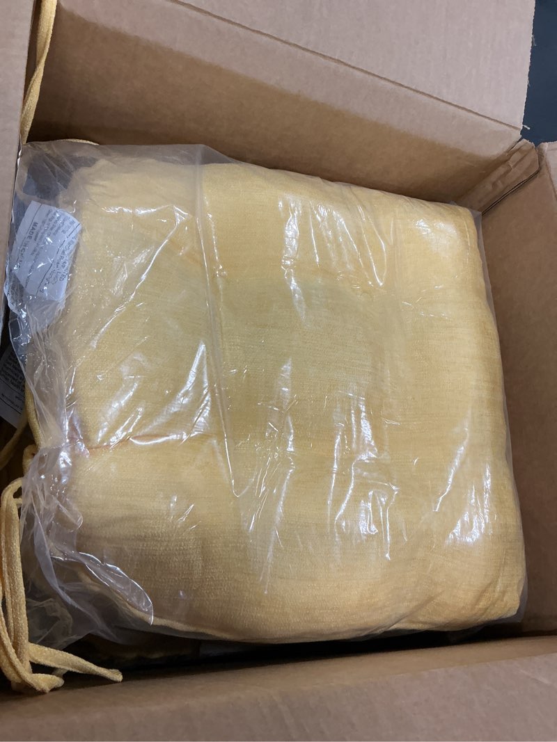 Condition photo showing Good Condition for Cozyide Chair Cushions for Dining Chairs, 17" x 17" Non-Slip Kitchen Chair Pads with Adjustable Ties, Indoor Chair Cushions for Dining Room, Yellow (Pack of 4) Yellow 4 Count (Pack of 1)