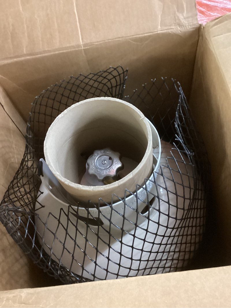 Condition photo showing Good Condition for Flame King YSN100b 100-Pound Steel Propane Tank Cylinder with POL Valve and Collar, White