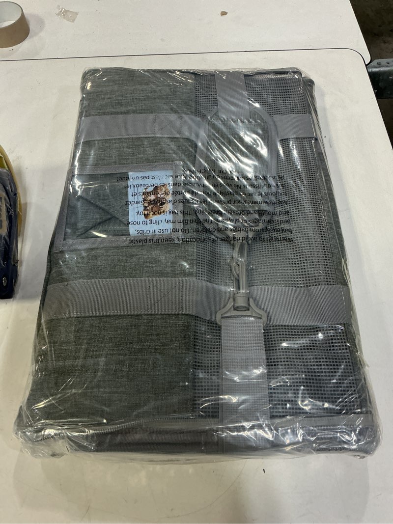 Condition photo showing New/Like New for 20" Large Soft Sided Cat Carrier Pet Carrier for Cats Dogs Under 25 lbs, Folding Dog Carrier Cat Carrier for 2 Cats Travel Carrier Bag, Grey Grey-20“