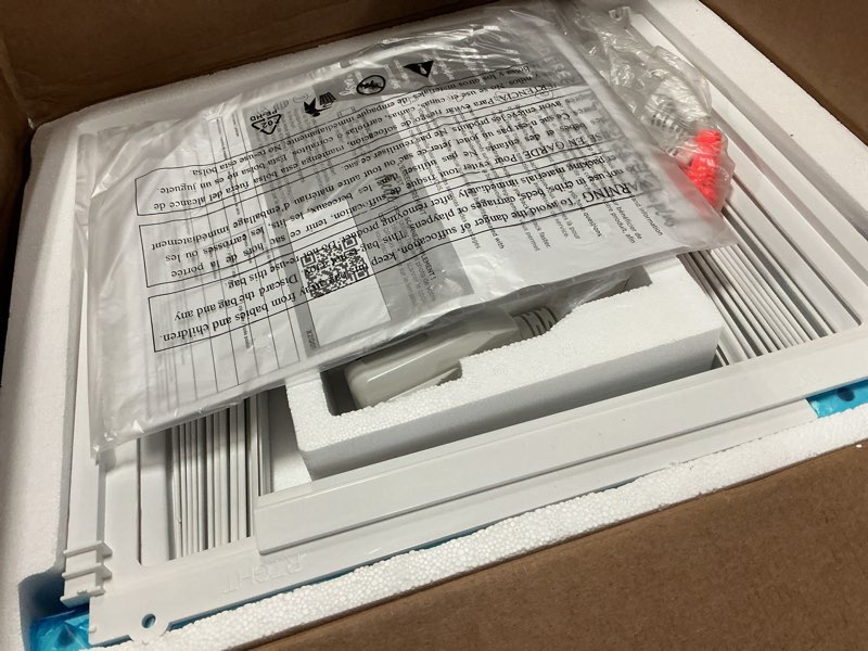 Condition photo showing New/Like New for frigidaire fra054xt7 energy star 5,000 btu 115-volt window-mounted mini-compact air conditioner with full-function remote control