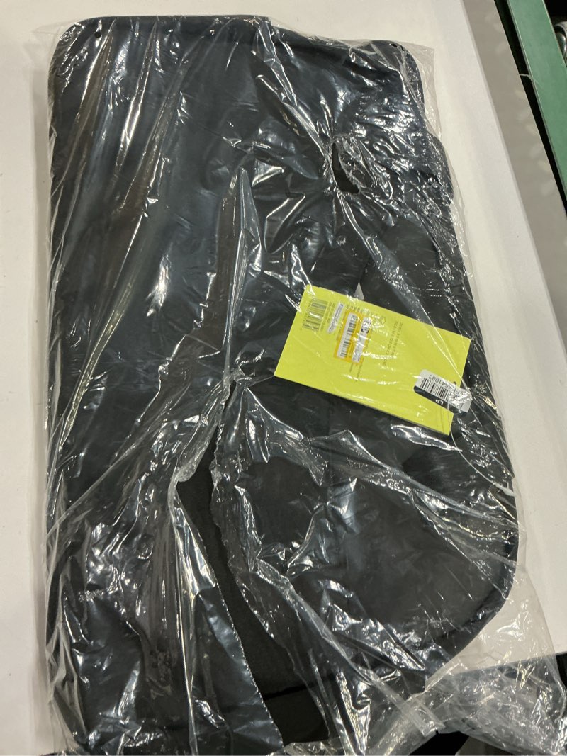 Condition photo showing New/Like New for sporty 20" duffel bag - all in motion - black