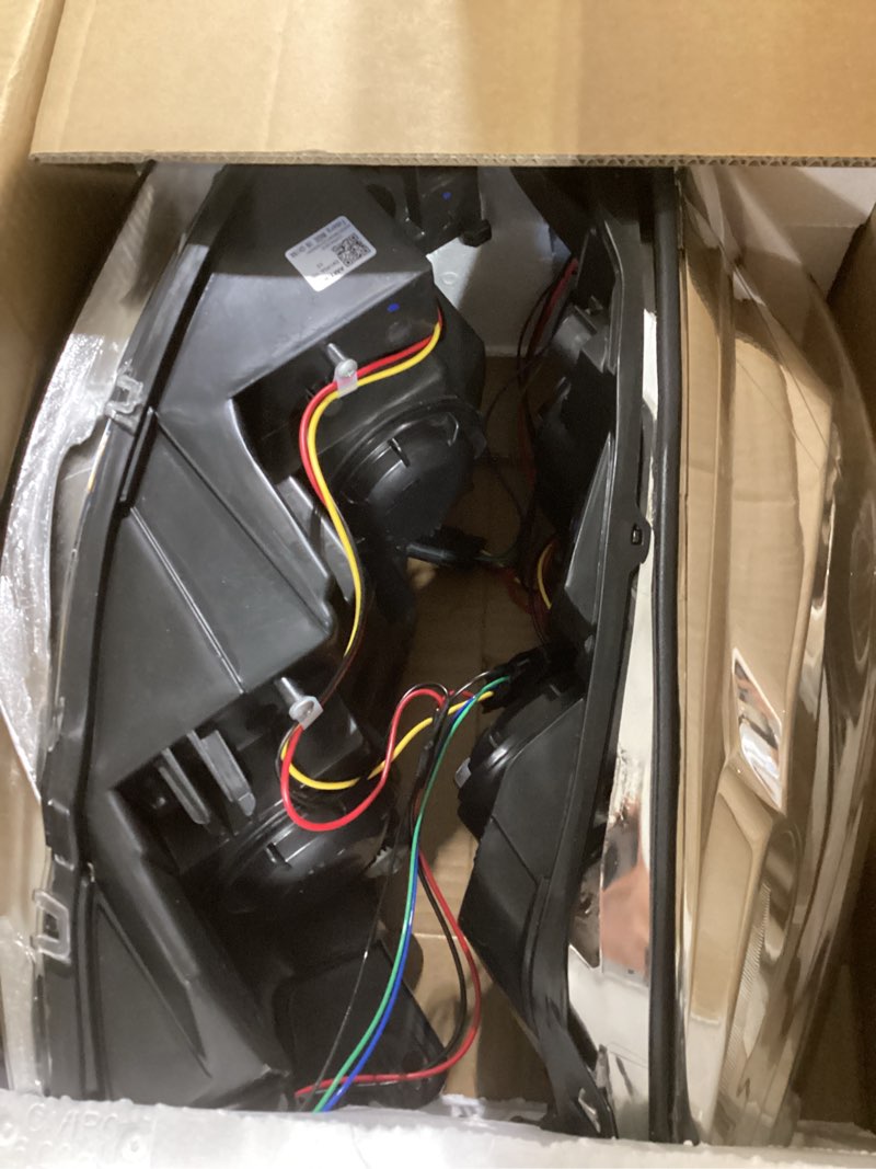 Condition photo showing New/Like New for for 2006 2007 2008 2009 2010 2011 2012 2013 Chevy Impala Headlight Assembly compatible with 14-16 Impala Limited / 06-07 Monte Carlo Chrome Housing Amber Reflector Replacement Pair A-Chrome Housing Amber Reflector Clear Lens