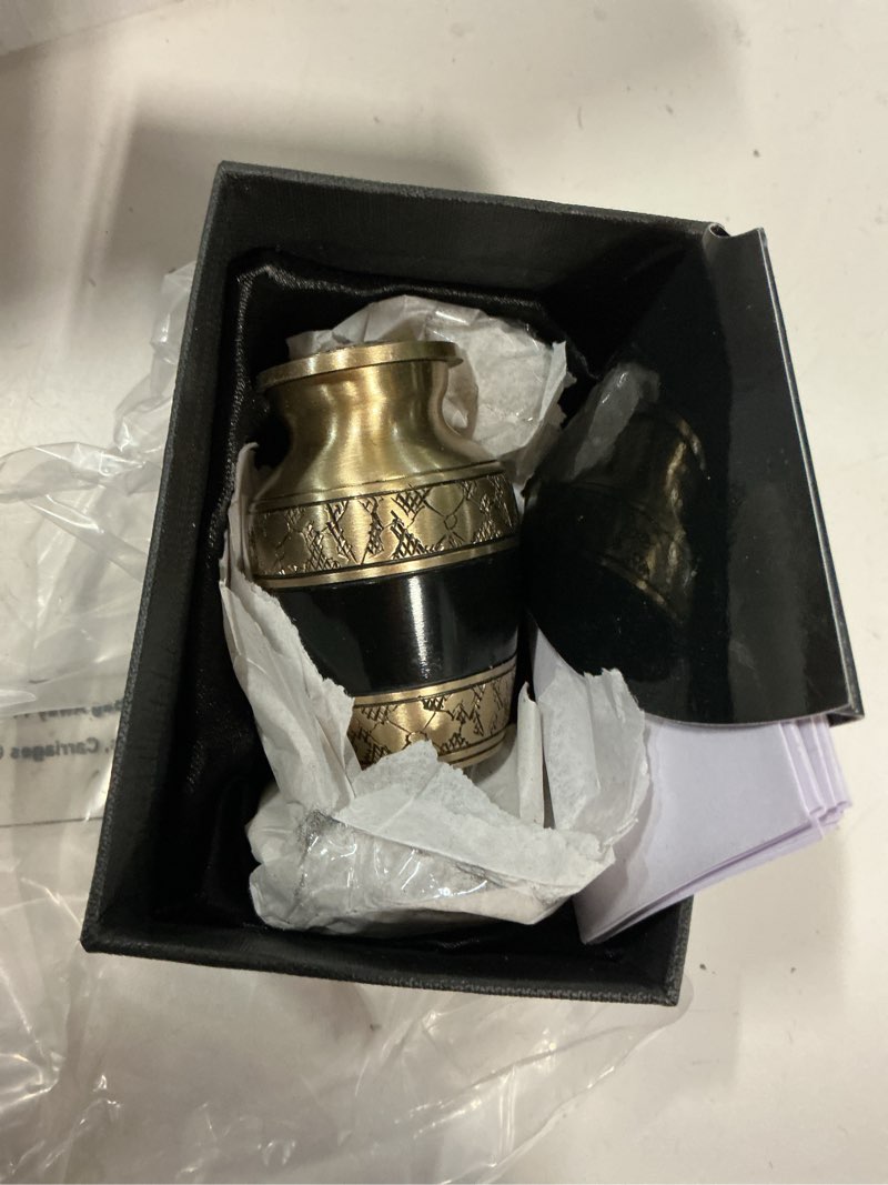 Condition photo showing New/Like New for Mini Urns for Human Ashes Keepsake – Gold Brass and Chenille Velvet Heart Case