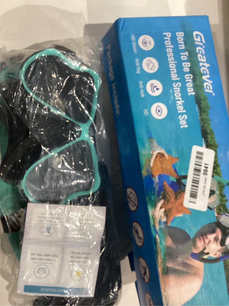 Condition photo showing Good Condition for greatever dry snorkel set,panoramic wide view anti-fog scuba diving mask,professional snorkeling gear for adults kids black green large