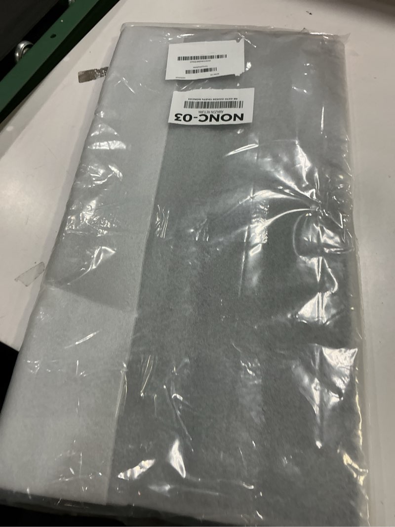 Condition photo showing New/Like New for Gisafai 2 Pcs Cloverleaf Aluminum Sheet Perforated 0.02 Inch Thick Metal Mesh Decorative Sheet
