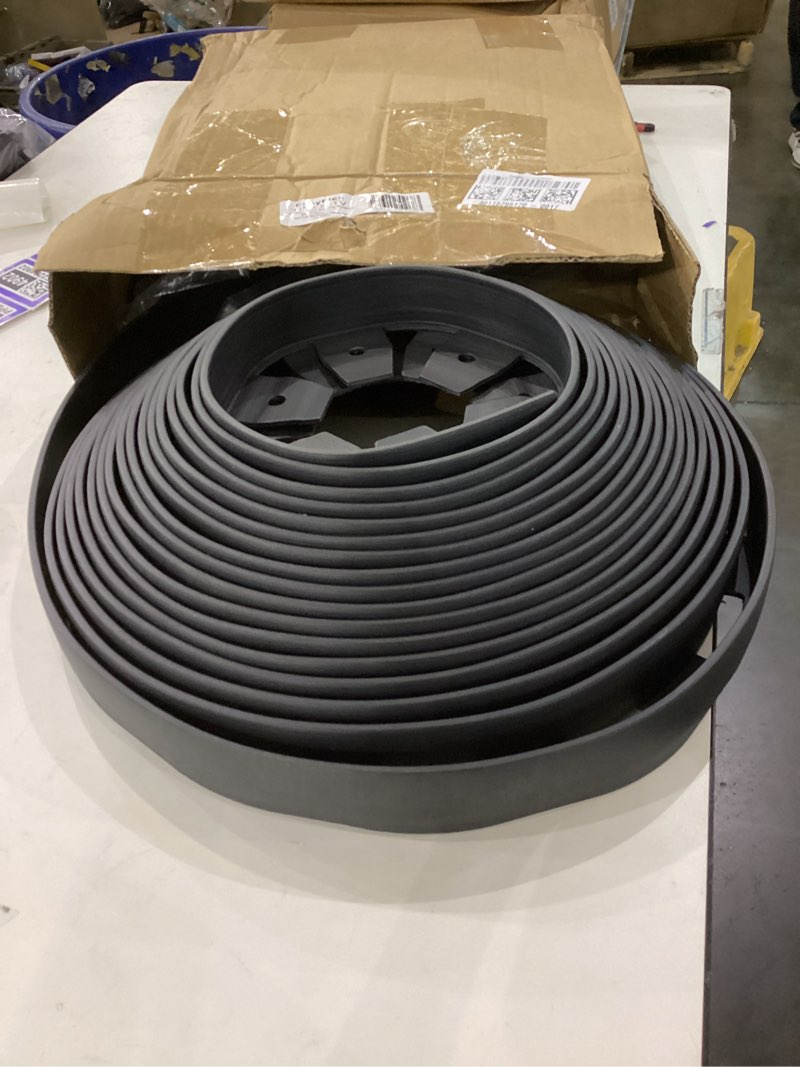 EasyFlex Heavy Duty No-Dig Landscape Edging - 50' Kit, Black