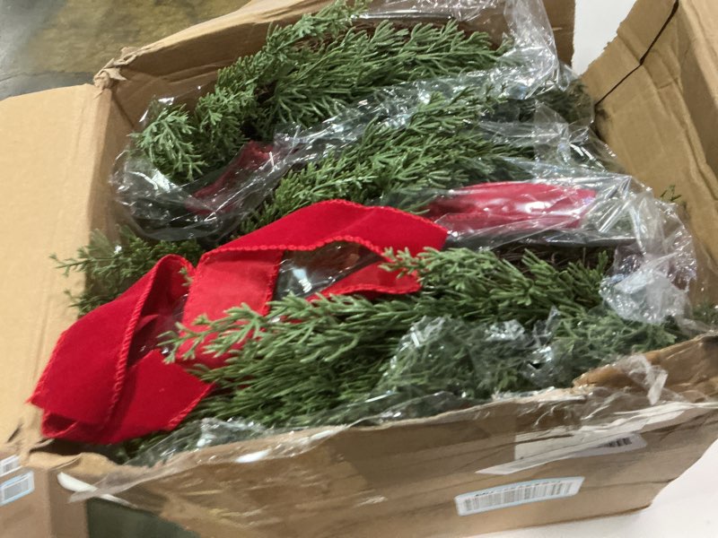 Condition photo showing Good Condition for Janinka 4 Pcs Christmas Wreath for Windows 11.8 Inch Christmas Window Decorations Cabinet Wreaths with Red Bow Greenery Artificial Hanging Garlands for Fireplaces Window Home (Cedar)