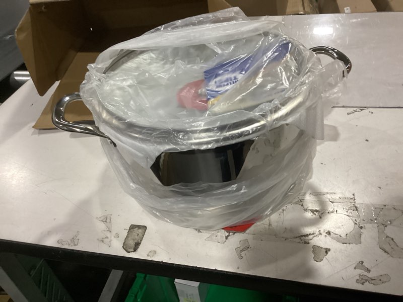 Condition photo showing New/Like New for p&p chef 8 quart tri-ply stainless steel stock pot, 8 qt stockpot pasta cooking pot with visible lid for soup vegetable, induction cookware for all stoves, sturdy & double handle, dishwasher safe 8 quarts