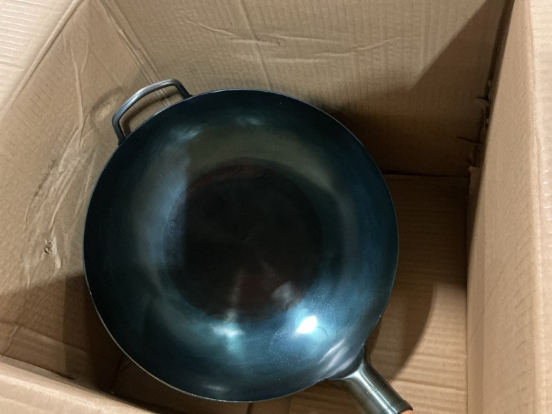 Condition photo showing As Is for yosukata 13.5” blue carbon steel wok pan – pre-seasoned flat bottom wok compatible with open fire, gas, electric, ceramic, induction cooktops -traditional chinese pan for stir fry, bbq, grill, camping