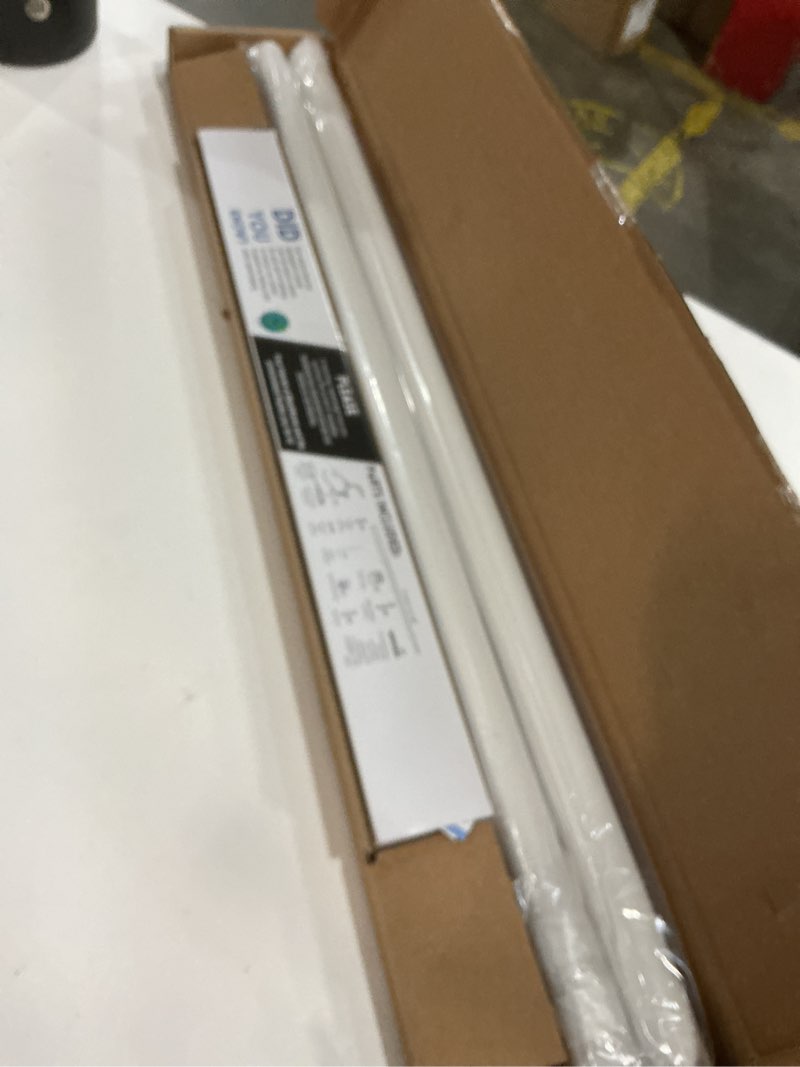 Condition photo showing New/Like New for BlastHome® Non-Adjustable Luxury Curtain Rods for Windows, 1 ¼” Rod Set, 5 foot Fixed Length (Two Rods Connect for a Seamless Look), White Single Rod White 5 foot