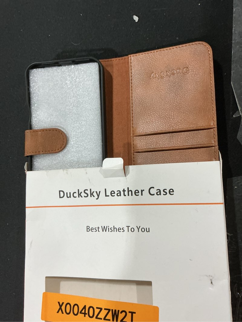 Condition photo showing New/Like New for DuckSky Compatible with iPhone 17 Pro Max 6.9" Genuine Leather Wallet case?RFID Blocking??4 Credit Card Holder??Real Leather? Flip Phone case Cover Women Men for Apple 17 Pro Max case Light Brown