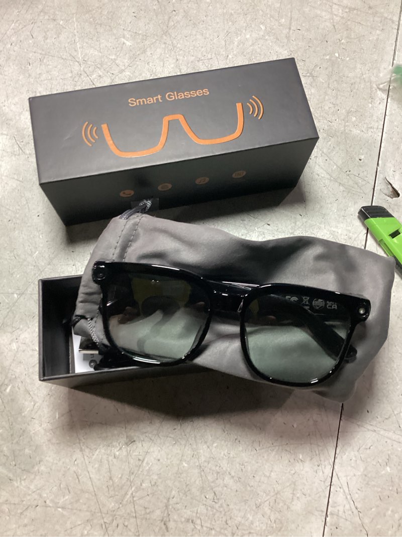 Condition photo showing New/Like New for AI Smart Glasses with Camera, 4K 800W HD Video Recording Glasses with Audio, Bluetooth Sunglassess with Camera, Real-Time Translation, Voice Assistant, Object Recognition, Hands-Free Music Calls 1 Photochromic