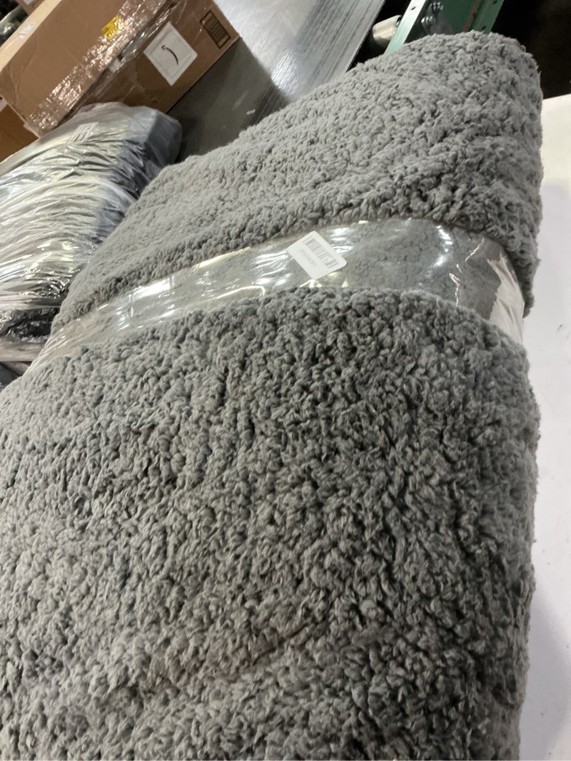Condition photo showing As Is for EHEYCIGA Orthopedic XL Dog Beds for Extra Large Dogs with Removable Washable Cover for Crate, Grey, 41x27 41*27*3.5 inches Grey