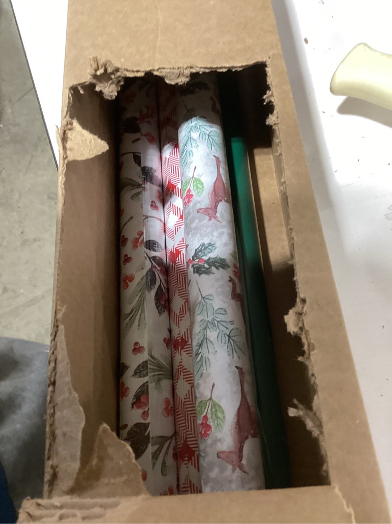 Condition photo showing New/Like New for LaRibbons Christmas Wrapping Paper Set, Holiday Jumbo Gift Wrap Rolls featuring Classic Deer, Red & White Plaid and Berries Designs, Perfect for Christmas Parties, Presents & Decorations, 30 inch x 10 feet Each, 4 Rolls Total Christmas-Berries