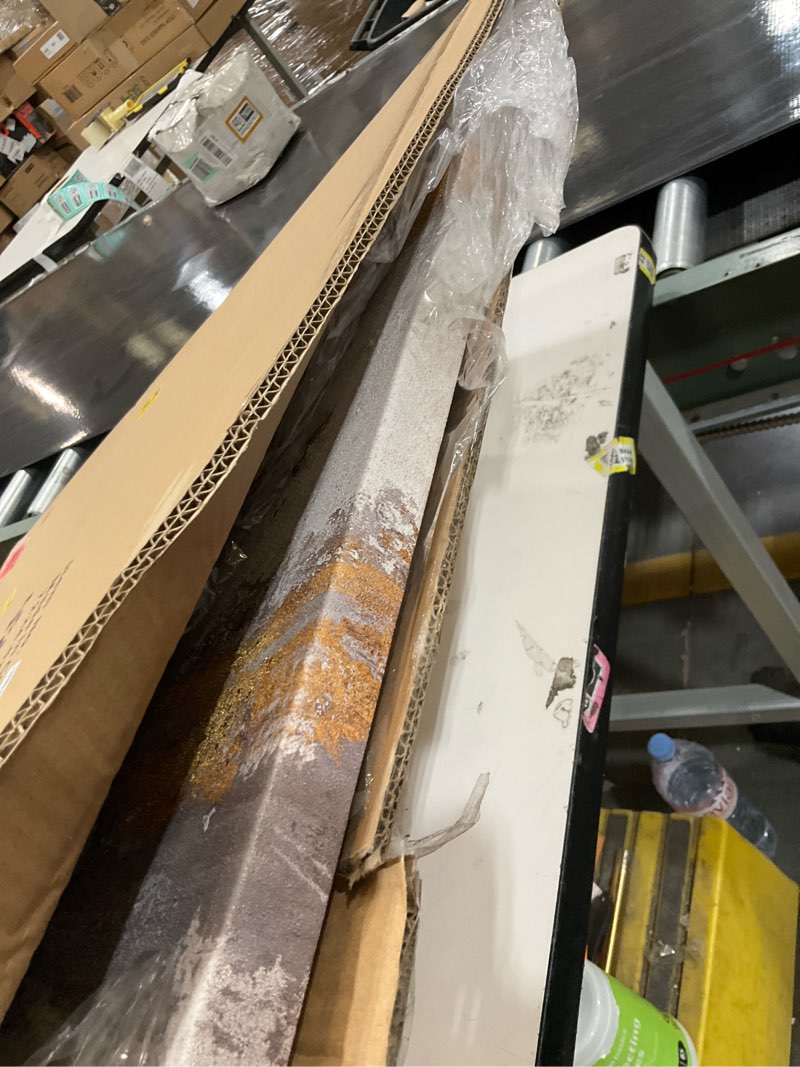 Condition photo showing Good Condition for Yihui Arts Modern Abstract Skyline Canvas Wall Artwork with Gold Foil for Office Decoration Gold Skyline 1 40"L x 28"W