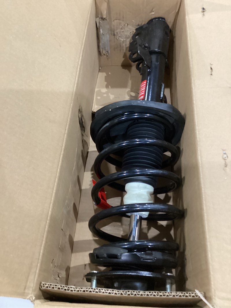 Condition photo showing Good Condition for monroe quick-strut 172206 suspension strut and coil spring assembly for toyota camry
