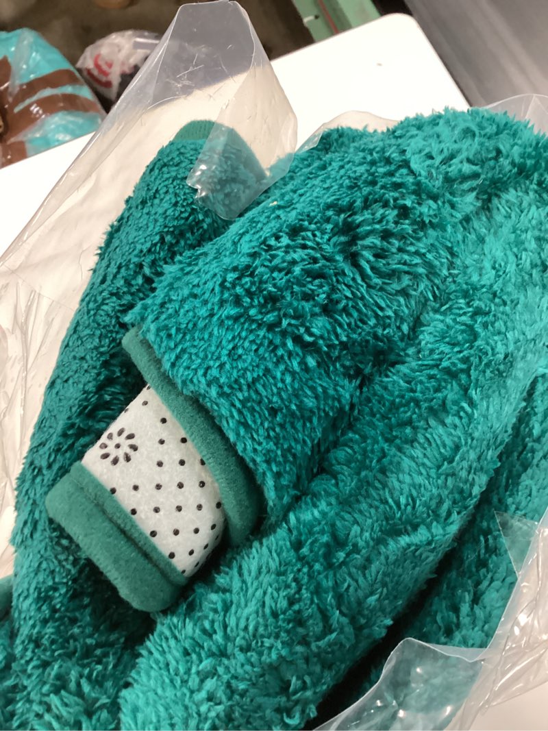 Condition photo showing Good Condition for soft runner rugs for bedroom 2x6, non slip runners for hallway kitchen laundry dorm washable, minimalist low pile long rugs for boys men girls kids, teal green teal green 2' x 6' (runner)