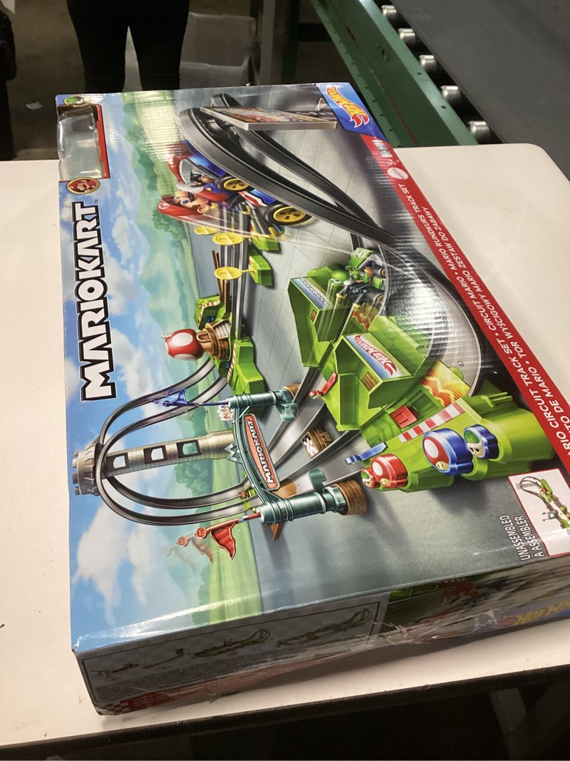 Condition photo showing New/Like New for hot wheels mario kart circuit track set & 2 toy vehicles, racing playset includes booster, plus mario & yoshi karts (amazon exclusive) mario kart track set
