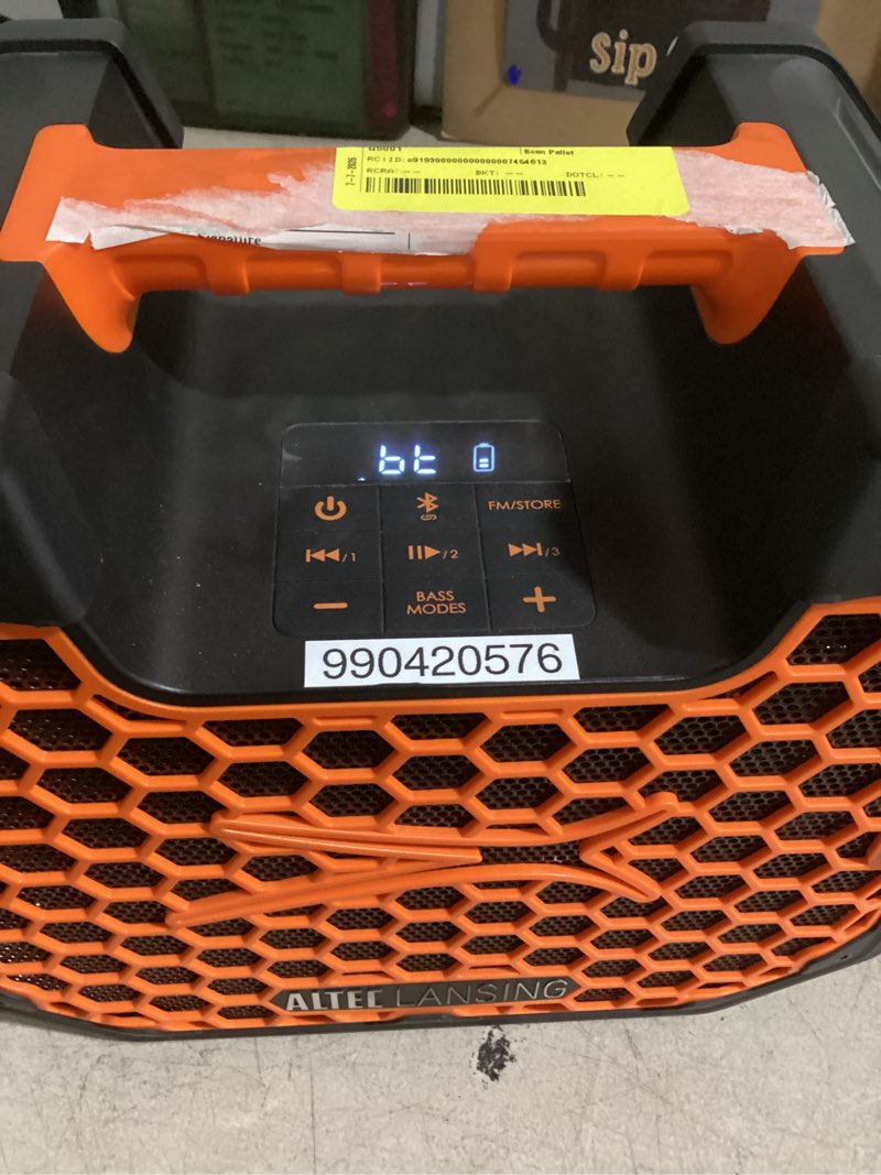Condition photo showing New/Like New for altec lansing imt1030 toughboxx bluetooth speaker