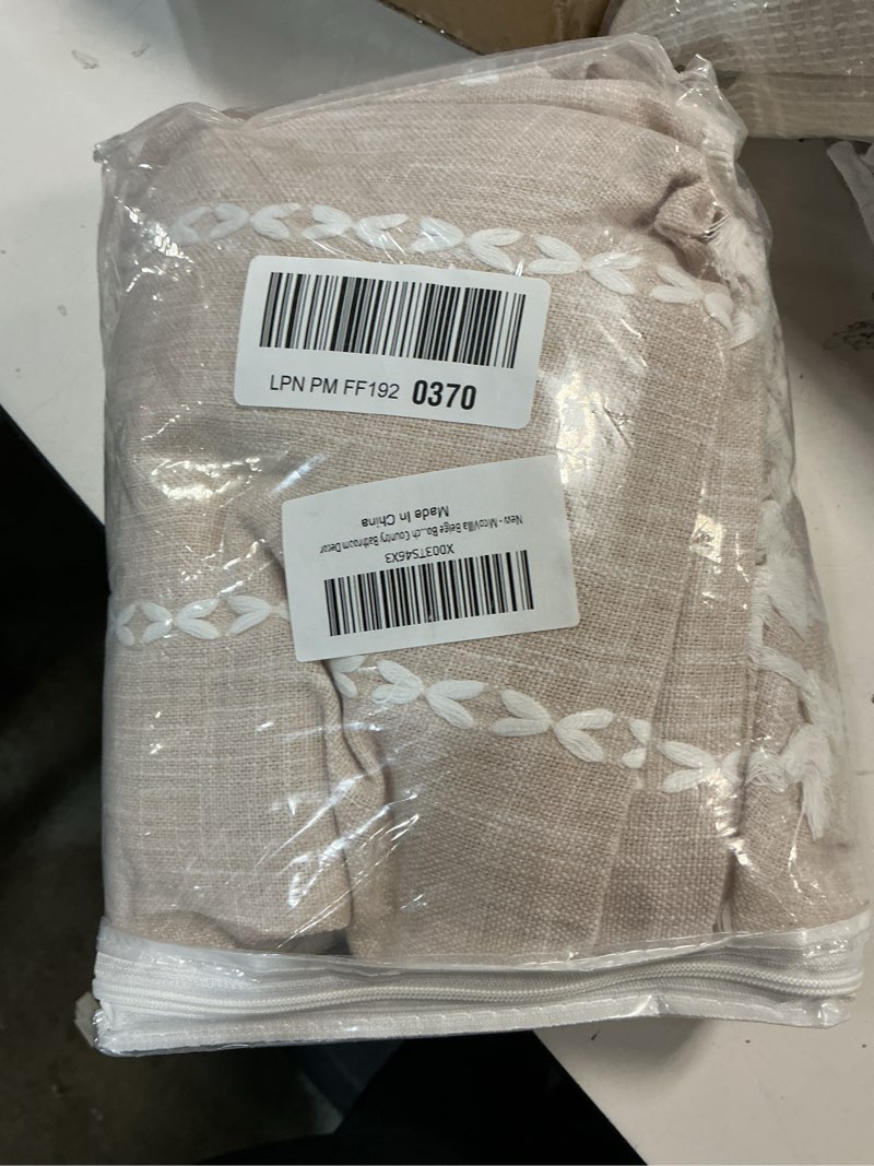 Condition photo showing Good Condition for MitoVilla Beige Boho Long Shower Curtain 72 x 78, Cream Farmhouse 78 inch Long Polyester Linen Fabric Shower Curtains with Tassel for Chic Cottagecore French Country Bathroom Decor Cream 72"W x 78"L (Pack of 1)