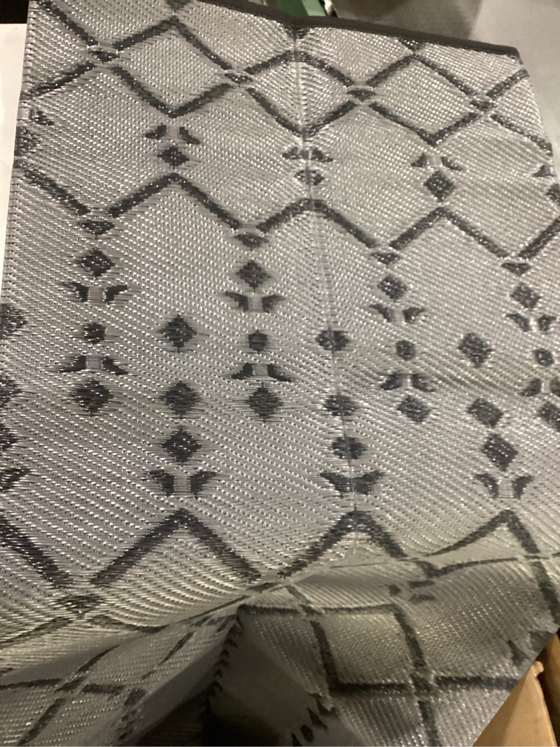 Condition photo showing Good Condition for Beverly Rug Waikiki Boho Indoor Outdoor Rug 6x9, Washable Outside Carpet for Patio, Deck, Porch, Bohemian Area Rug, Farmhouse Rugs, Aztec Tribal Rug, Azure and White Boho - Azure / White 6'7\" x 9' (Rectangular)… similar to stock photo