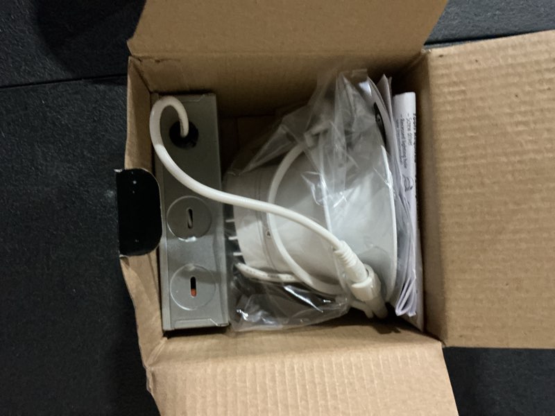 Condition photo showing New/Like New for utilitech tethered retrofit white 3-in 500-lumen switchable white round dimmable led canless wet rated recessed downlight
