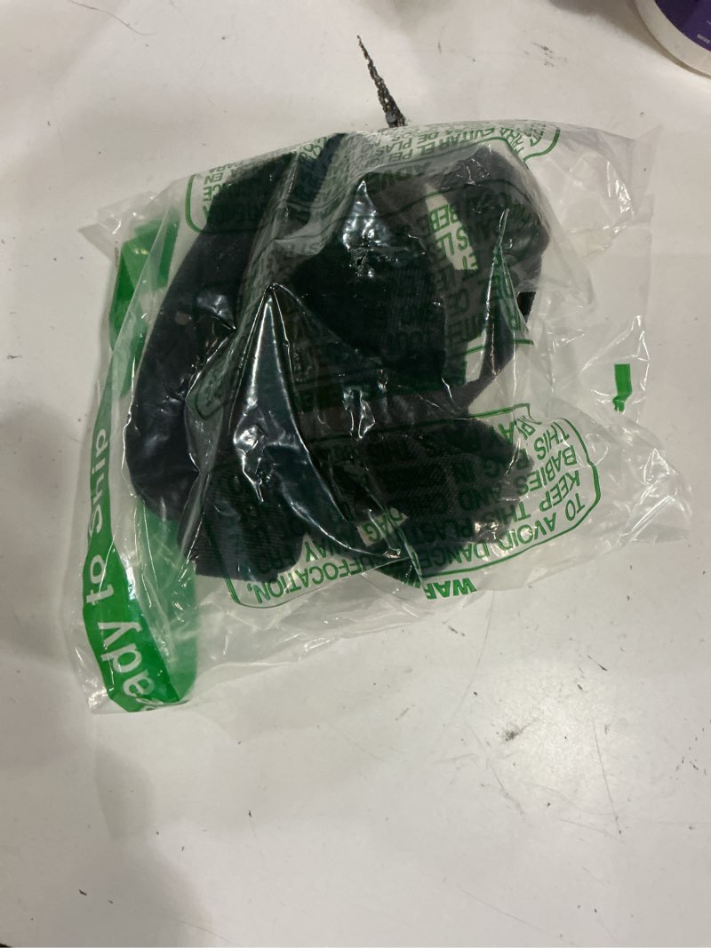 Condition photo showing Good Condition for dog treat pouch with training clicker, upgrade stronger magnetic closure to avoid spilling, 1.67 cup silicone treat bag fanny pack with waist belt for pet training walking (black)