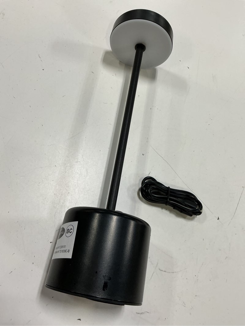 Condition photo showing Good Condition for harbor breeze black path light desk lamp